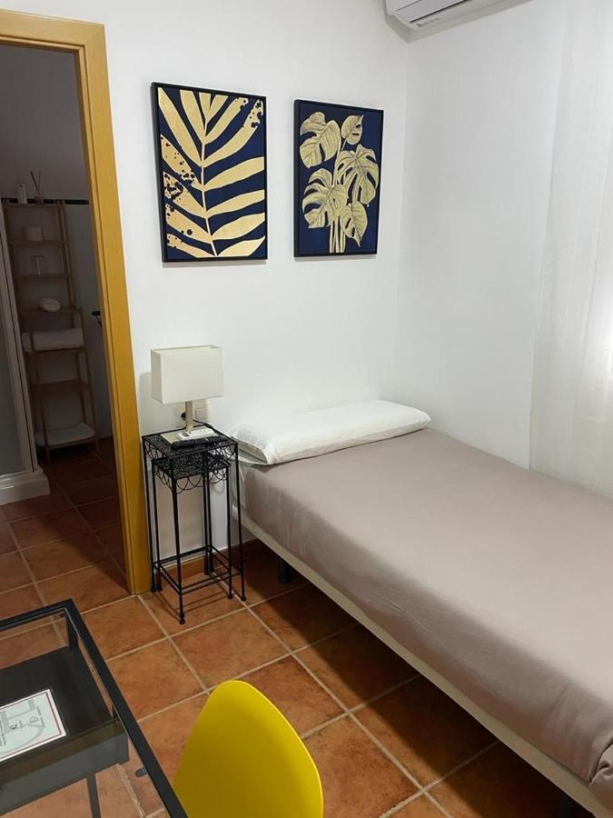 Convento Hermana Esther Alosno ภายนอก รูปภาพ